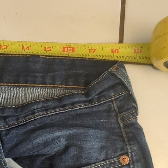 Levi's 514 Blue Relaxed Fit Jeans with Natural Fading - Picture 4 of 7